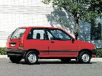 фотографија 4 Ауто Mazda 121 Хечбек (3 генерација 1996 2000)