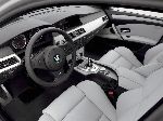 foto 26 Auto BMW 5 serie Touring vagun (F07/F10/F11 [ümberkujundamine] 2013 2017)