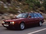 写真 33 車 BMW 5 serie Touring ワゴン (E34 1988 1996)