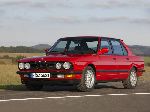 صورة فوتوغرافية 83 سيارة BMW 5 serie سيدان (E34 1988 1996)