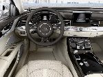 写真 6 車 Audi A8 セダン (D4/4H [整頓] 2013 2017)