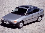 عکس 18 اتومبیل Opel Astra سدان (F 1991 1994)