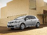 photo 9 Car Toyota Auris Hatchback 5-door (1 generation [restyling] 2010 2012)