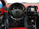 写真 8 車 Renault Clio ワゴン (3 世代 2005 2009)