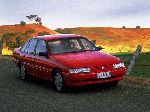 عکس 3 اتومبیل Holden Commodore سدان (3 نسل 1990 2006)