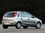 写真 4 車 Chevrolet Corsa ハッチバック 5-扉 (2 世代 2002 2012)