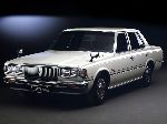 Авто Toyota Crown седан характеристики, фотография 12