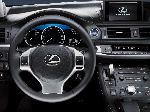 photo 12 l'auto Lexus CT Hatchback 5-wd (1 génération [remodelage] 2013 2015)