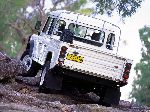 photo 3 l'auto Land Rover Defender 110 pick-up (1 génération [remodelage] 2007 2016)