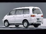 عکس 7 اتومبیل Mitsubishi Delica مینی ون (4 نسل 1995 2005)