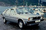 photo 22 Car Lancia Delta Hatchback (1 generation 1979 1994)