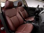 foto 48 Bil Ford Fiesta Hatchback 5-dörrars (6 generation 2008 2013)
