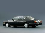 صورة فوتوغرافية 11 سيارة Nissan Gloria سيدان (Y34 1999 2004)