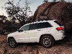 foto 4 Auto Jeep Grand Cherokee Fuera de los caminos (SUV) 5-puertas (WK2 [el cambio del estilo] 2013 2017)