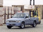 bilde 10 Bil Toyota Hilux Xtracab pickup 2-dør (6 generasjon [restyling] 2001 2004)