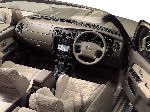grianghraf 7 Carr Toyota Hilux Surf As bothar (2 giniúint [athstíleáil] 1993 1995)
