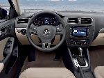 写真 6 車 Volkswagen Jetta セダン (6 世代 2010 2014)