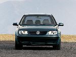 fotosurat 17 Avtomobil Volkswagen Jetta Sedan (6 avlod 2010 2014)