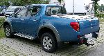 عکس 5 اتومبیل Mitsubishi L200 وانت باربری 4 در، درب (3 نسل 1996 2005)