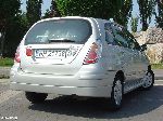 фотографија 2 Ауто Suzuki Liana Караван (1 генерација 2001 2004)