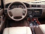 fotoğraf 23 Oto Lexus LX SUV (1 nesil 1996 1998)