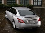 صورة فوتوغرافية 4 سيارة Nissan Maxima سيدان (A33 2000 2005)