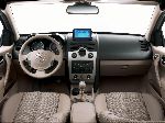 foto 4 Auto Renault Megane Sedaan (2 põlvkond 2002 2006)