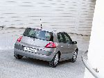 foto 55 Bil Renault Megane Hatchback 3-dörrars (2 generation [omformning] 2006 2012)