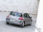 kuva 55 Auto Renault Megane Hatchback 3-ovinen (2 sukupolvi 2002 2006)