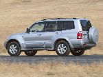 photo 12 Car Mitsubishi Montero Offroad 5-door (4 generation 2006 2017)