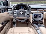 фотография 15 Авто Volkswagen Phaeton Седан (1 поколение [2 рестайлинг] 2010 2017)