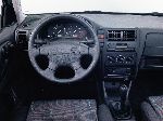 լուսանկար 45 Ավտոմեքենա Volkswagen Polo հեչբեկ (2 սերունդ [վերականգնում] 1990 1994)