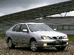 写真 5 車 Nissan Primera ハッチバック