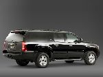 صورة فوتوغرافية 9 سيارة Chevrolet Suburban خارج المسار (GMT800 2000 2005)