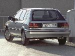 写真 5 車 Nissan Sunny ハッチバック 3-扉 (N14 1990 1995)