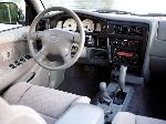 foto şəkil 18 Avtomobil Toyota Tacoma Access Cab götürmə 2-qapı (2 nəsil [2 restyling] 2012 2015)