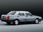 写真 13 車 Lancia Thema セダン (1 世代 1984 1993)