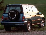 写真 4 車 Geo Tracker オフロード (1 世代 1994 1996)