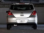 ფოტო 5 მანქანა Nissan Versa ჰეჩბეკი (1 თაობა [აღდგენა] 2009 2012)