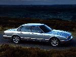 fotosurat 33 Avtomobil Jaguar XJ Sedan 4-eshik (X300 1994 1997)